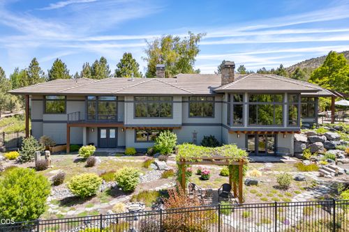 8843 Sw Pokegama Drive, Powell Butte, OR, 97753 | Card Image