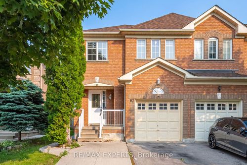 82 Twin Pines Cres, Brampton, ON, L7A1M8 | Card Image