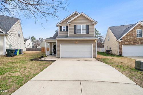 3221 Trassacks Dr, Raleigh, NC, 27610-5684 | Card Image