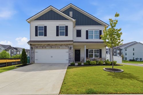 500 Charing Cross Dr, Lebanon, TN, 37087-5091 | Card Image