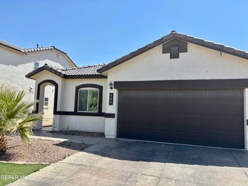 805 Oxfordshire St, Horizon City, TX, 79928-2227 | Card Image