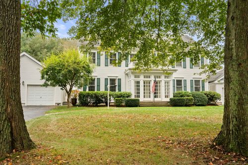 5-5 Wyckford Ln, Old Lyme, CT, 06371-1492 | Card Image