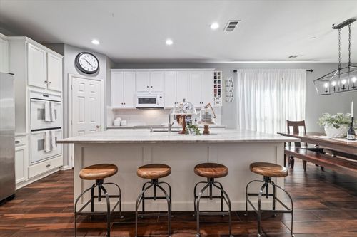 12329 Hawk Creek Dr, Frisco, TX, 75033-5295 | Card Image