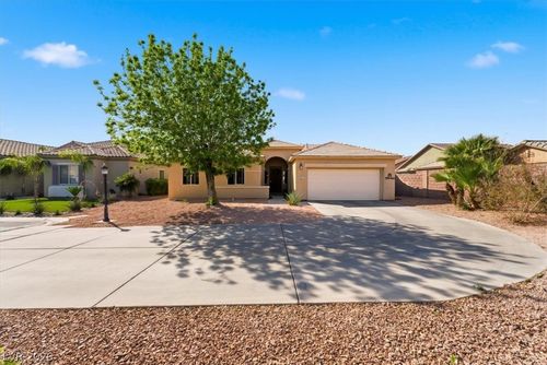 5657 New Seabury Ct, Las Vegas, NV, 89122-4743 | Card Image