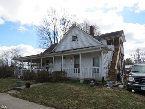 179 E Washington St, Morgantown, IN, 46160-9754 | Card Image