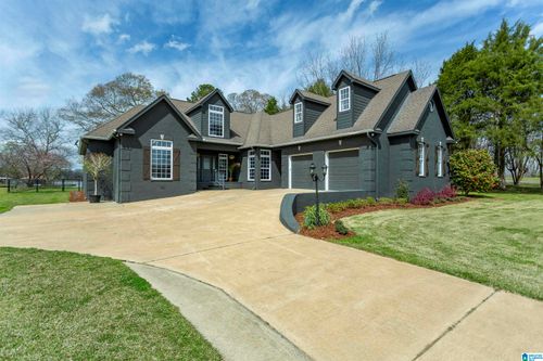 99 Hilton Dr, SYLACAUGA, AL, 35151-7506 | Card Image