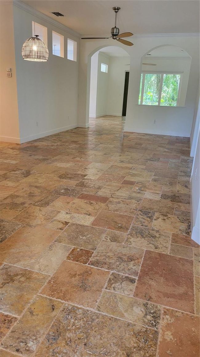 living room | Image 14