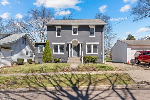 1529 Pilgrim St, Akron, OH, 44305-3425 | Card Image