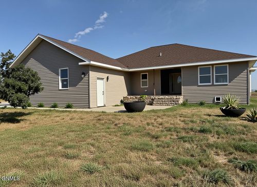 14044 49th St Nw, Williston, ND, 58801-8623 | Card Image