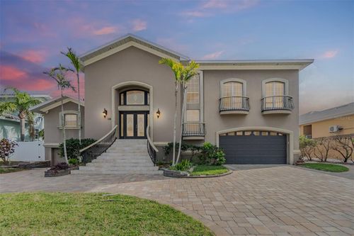 116 9th St E, TIERRA VERDE, FL, 33715-2203 | Card Image