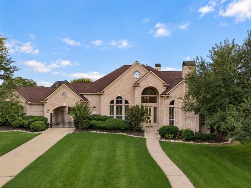 2606 Heatherbend Dr, Pearland, TX, 77584-4838 | Card Image