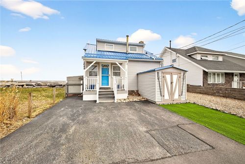 2644 Edgemere Dr, Greece, NY, 14612-1149 | Card Image