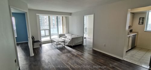 902-3 Pemberton Avenue, North York, ON, M2M4M1 | Card Image