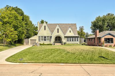 1209 Belford Avenue, House other with 3 bedrooms, 2 bathrooms and null parking in Nichols Hills OK | Image 1