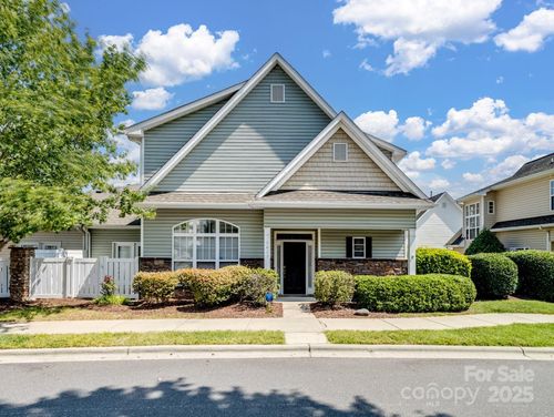 7411 White Elm Ln, Charlotte, NC, 28273-0070 | Card Image