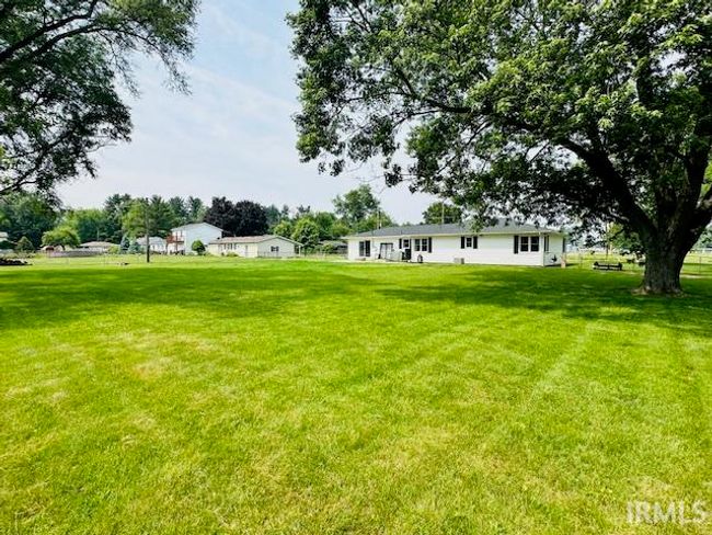 304 S Beech Rd, House other with 3 bedrooms, 2 bathrooms and null parking in Osceola IN | Image 17