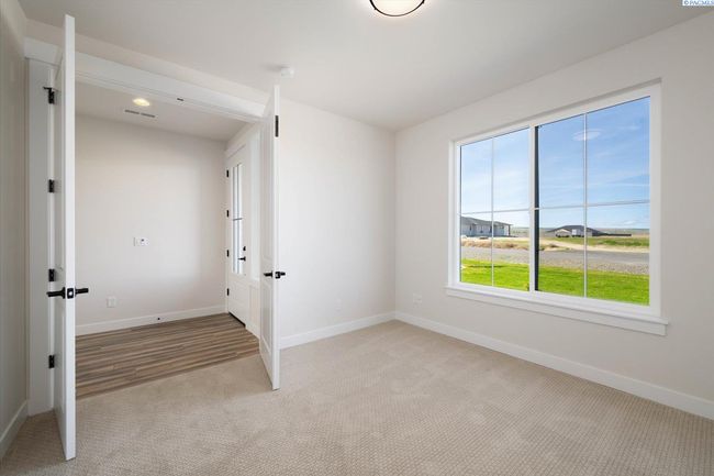 7207 Ambrosia St, Home with 4 bedrooms, 3 bathrooms and null parking in Kennewick WA | Image 35
