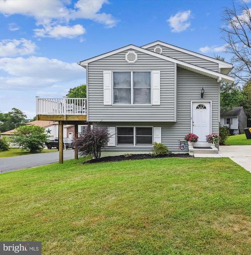 17 Greenknoll Blvd, HANOVER, MD, 21076-1530 | Card Image