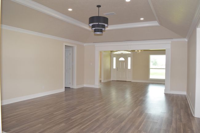 17647 Wise Rd, House other with 3 bedrooms, 3 bathrooms and null parking in Winnie TX | Image 7