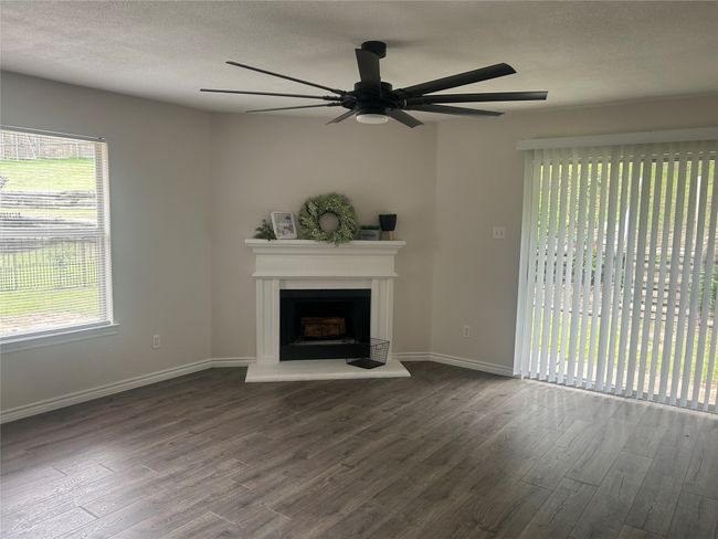1712 Creekside Ave, House other with 4 bedrooms, 2 bathrooms and null parking in Sherman TX | Image 32