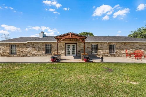 748 Rocky Ridge Ln, Weatherford, TX, 76085-6948 | Card Image