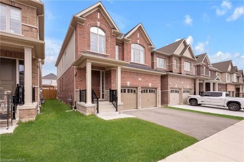 55 Georgina Street, Kitchener, ON, N2R0S6 | Card Image