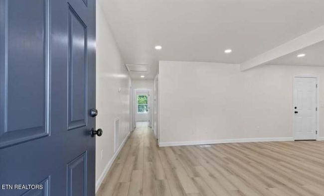 2021 3 Rd Rd, House other with 3 bedrooms, 2 bathrooms and null parking in Knoxville TN | Image 4