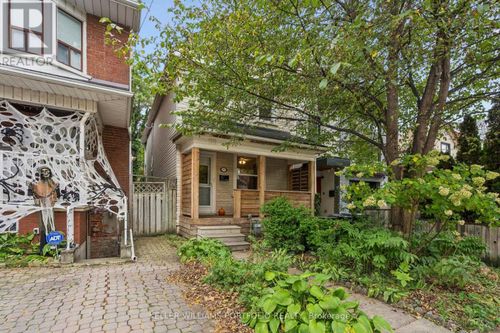 197 Yarmouth Road, Toronto (Dovercourt-Wallace Emerson-Junction), ON, M6G1X5 | Card Image