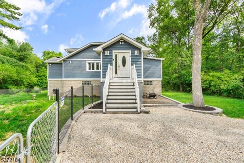 6 Kates Tract, MOUNT HOLLY, NJ, 08060-9751 | Card Image