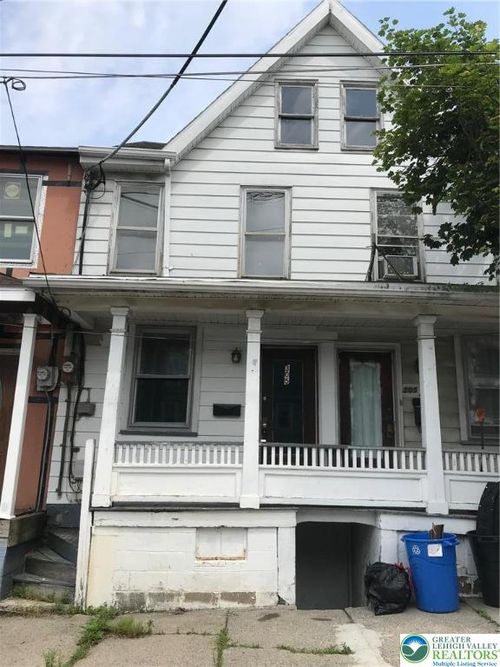 305 E Union St, Tamaqua, PA, 18252-1510 | Card Image
