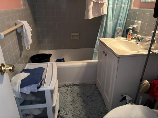 2nd bathroom | Image 21
