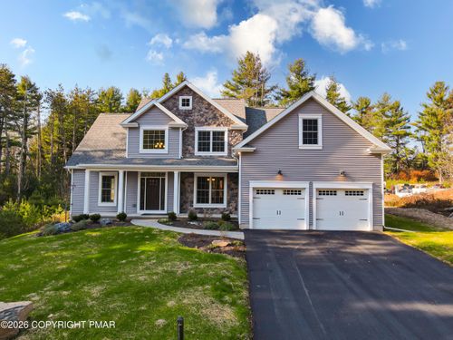 223 Canterbury Cir, Blakeslee, PA, 18610-6600 | Card Image