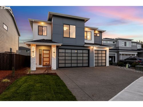 8012 Ne 172nd Ave, Vancouver, WA, 98682-5633 | Card Image