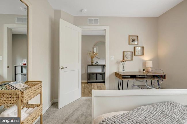 1036 Cantina Ter Se, Townhouse with 4 bedrooms, 4 bathrooms and null parking in LEESBURG VA | Image 31