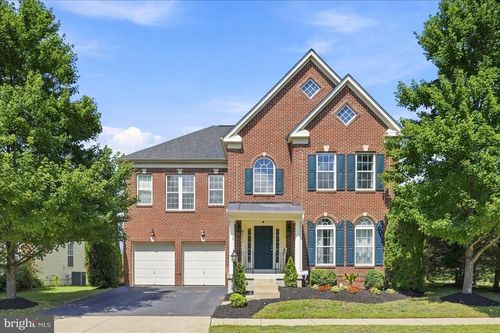 42173 St Huberts Pl, CHANTILLY, VA, 20152-4116 | Card Image