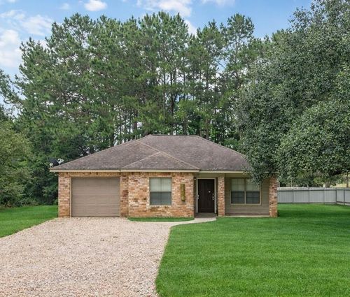 147 Gitz Ln, Madisonville, LA, 70447-9575 | Card Image