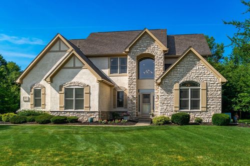 1555 Eagle Glen Dr, Blacklick, OH, 43004-9527 | Card Image