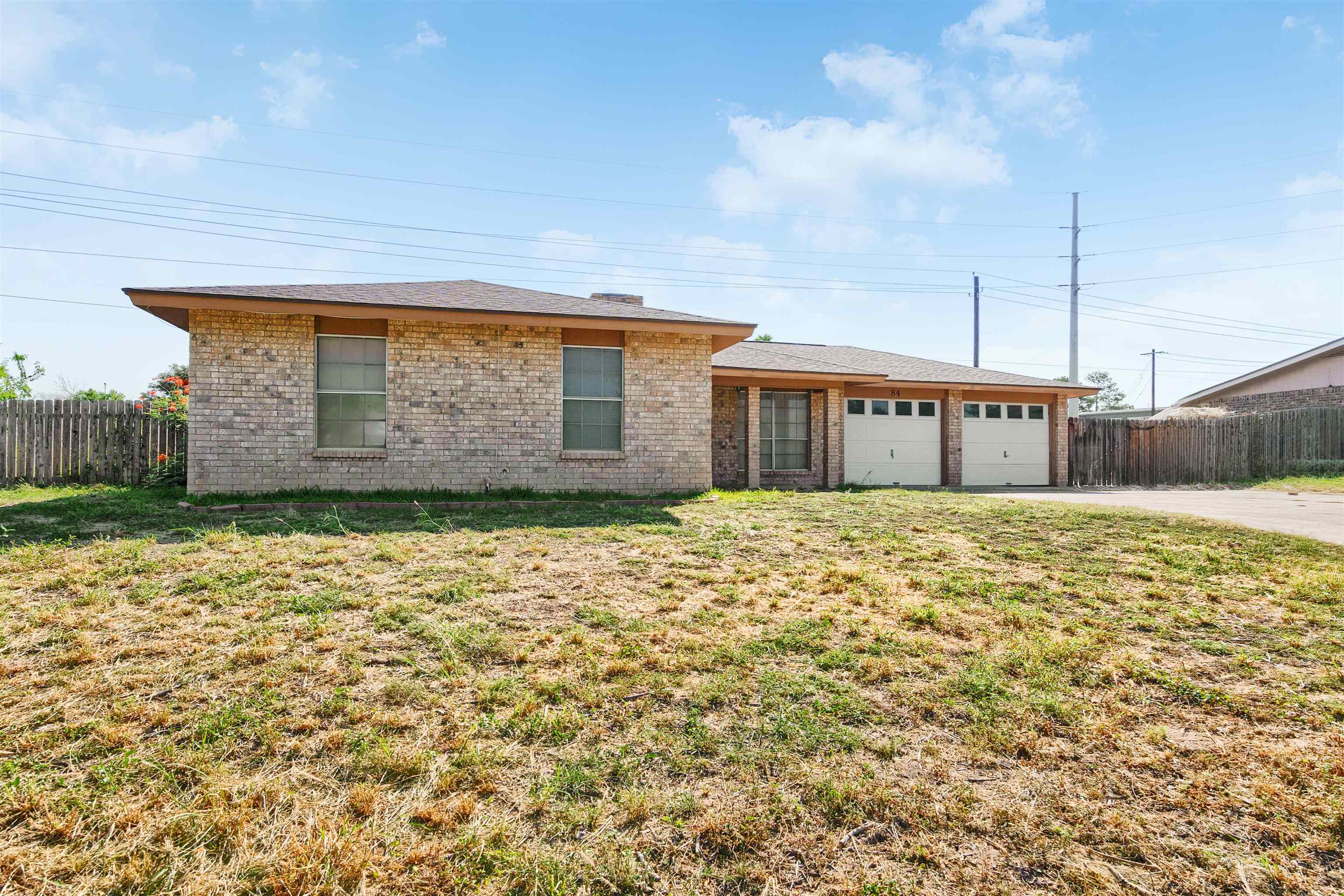 Residential in Del Rio 3