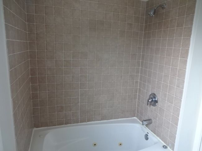 APT-3W - 6433 N Damen Ave, Condo with 2 bedrooms, 2 bathrooms and null parking in CHICAGO IL | Image 10