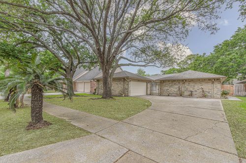 4922 Bridgemont Ln, Spring, TX, 77388-3855 | Card Image