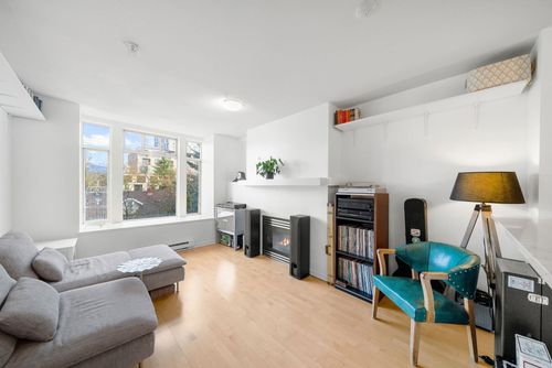 301-3727 W 10th Ave, Vancouver, BC, V6R2G5 | Card Image