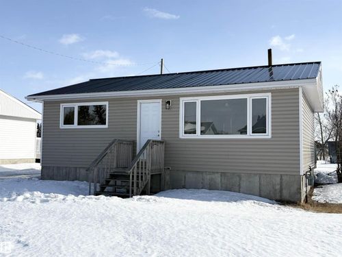 5010 48 Ave, Fort Kent, AB, T0A1H0 | Card Image