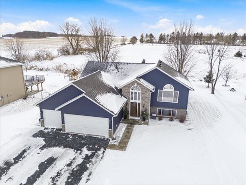 230 Pintail Dr, Hammond, WI, 54015-5055 | Card Image