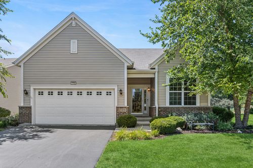 2703 Northmoor Dr, Naperville, IL, 60564-6027 | Card Image