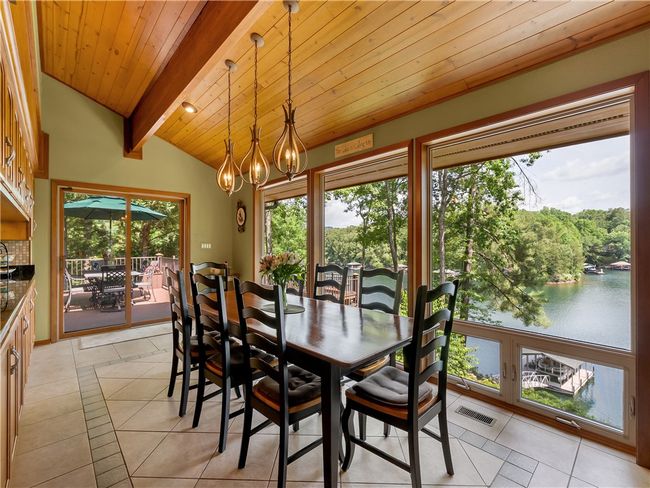 673 Lake Breeze Ln, House other with 4 bedrooms, 4 bathrooms and null parking in Salem SC | Image 6