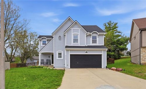 4702 Roundtree Ct, Shawnee, KS, 66226-2306 | Card Image