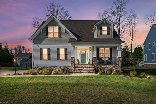 105 Nairn, Smithfield, VA, 23430-1038 | Card Image