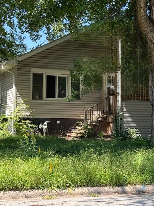 17046 Winchester Ave, Hazel Crest, IL, 60429-1356 | Card Image
