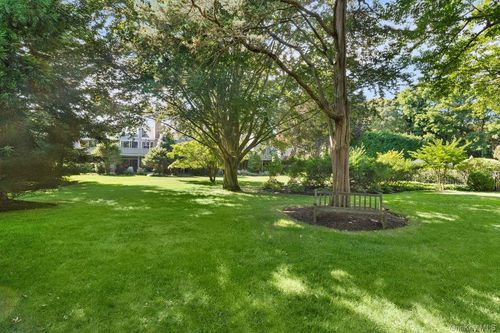 514 Montauk Hwy, East Hampton, NY, 11937 | Card Image