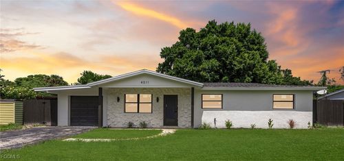 4011 Coconut Cir N, NAPLES, FL, 34104-4407 | Card Image